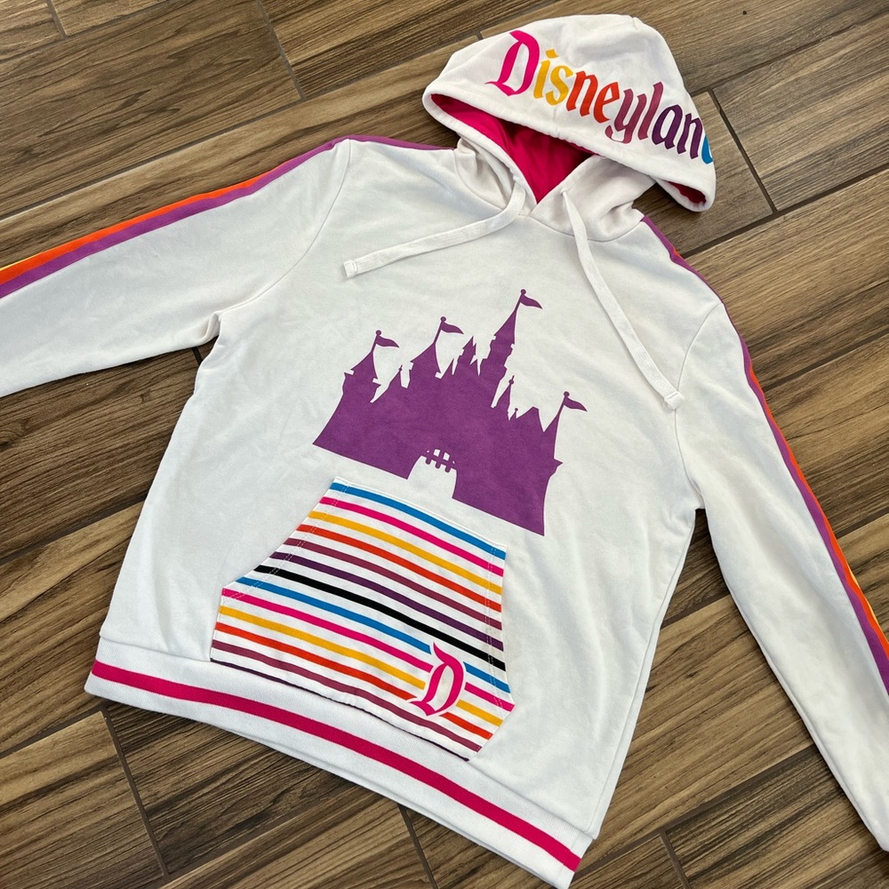 Disneyland hoodie sweatshirt rainbow size medium